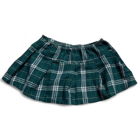 Green Plaid Micro Mini Skirt - Picture 3 of 5